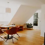 Domfreyheit 萨勒河畔瑙姆堡